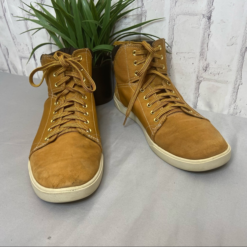 Timberland Men's Wheat Chukka Boots - Picture 3 of 12